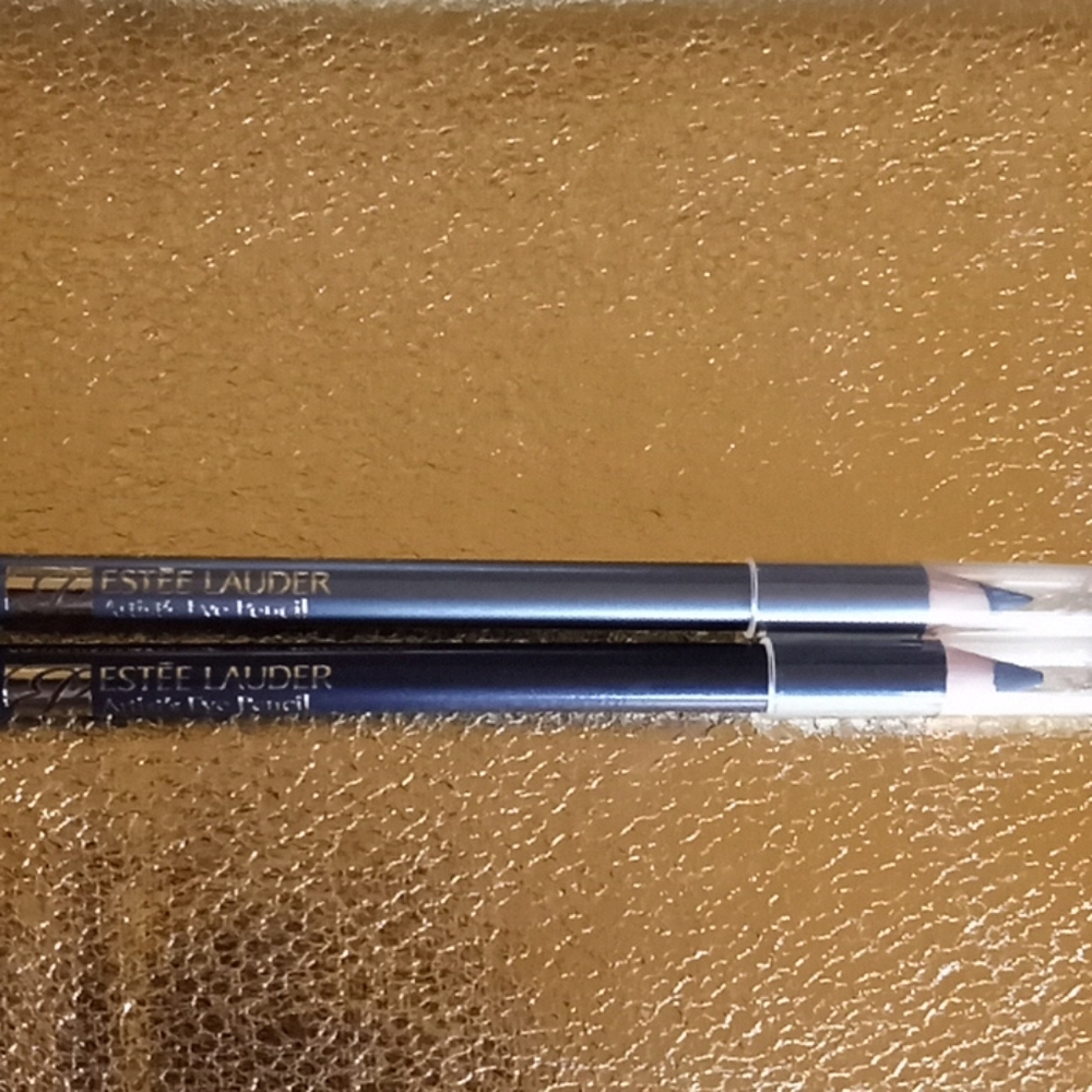 NWOT-Esteé Lauder- (2) Artist's Eye Pencil.